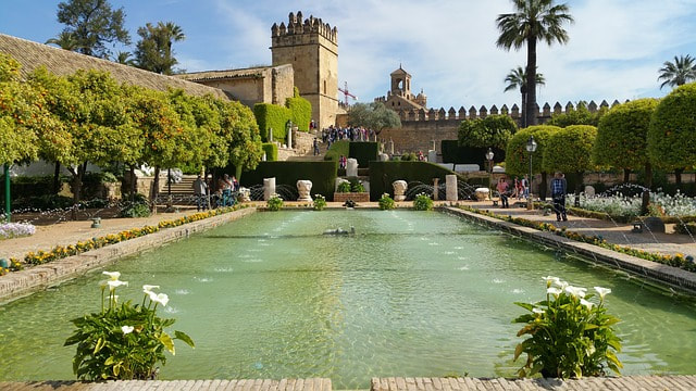 Alcazar De Los Rey fountain in Cordoba